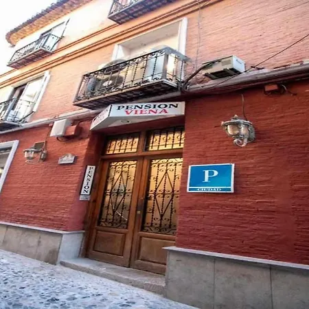 Viena Plaza Nueva Hotel 2*