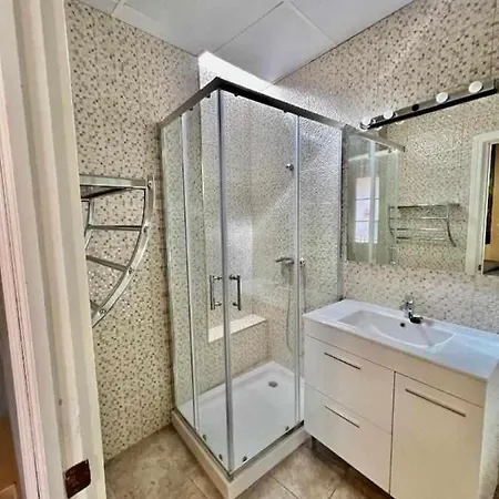 Hotel Viena Plaza Nueva Grenada