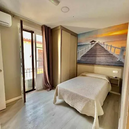 Hotel Viena Plaza Nueva 2*